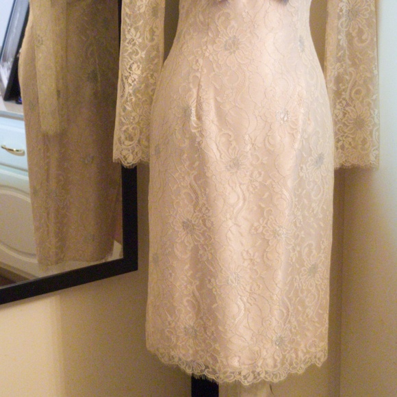 Scott McClintock Ivory Lace Mother of Bride dress - Picture 3 of 6